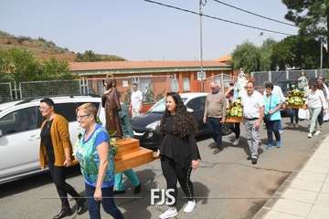Misa y procesión religiosa en Cazadores/Francisco Javier Santana.